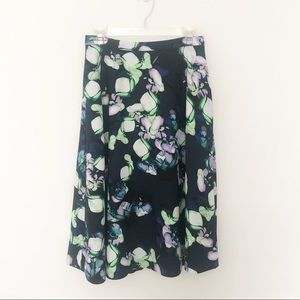 Banana Republic bold floral navy midi skirt size 2